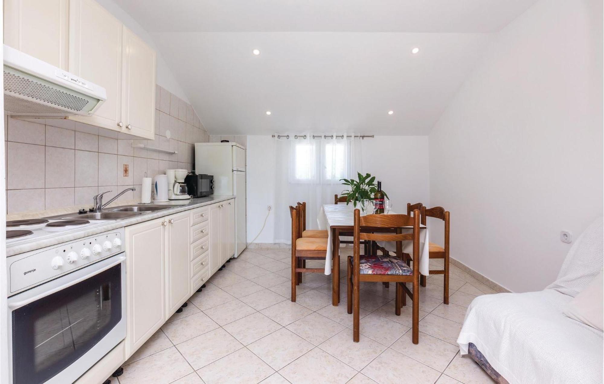 Nice Apartment In Crikvenica With Wifi المظهر الخارجي الصورة