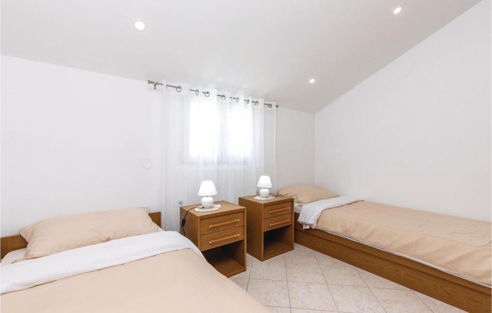 Nice Apartment In Crikvenica With Wifi المظهر الخارجي الصورة
