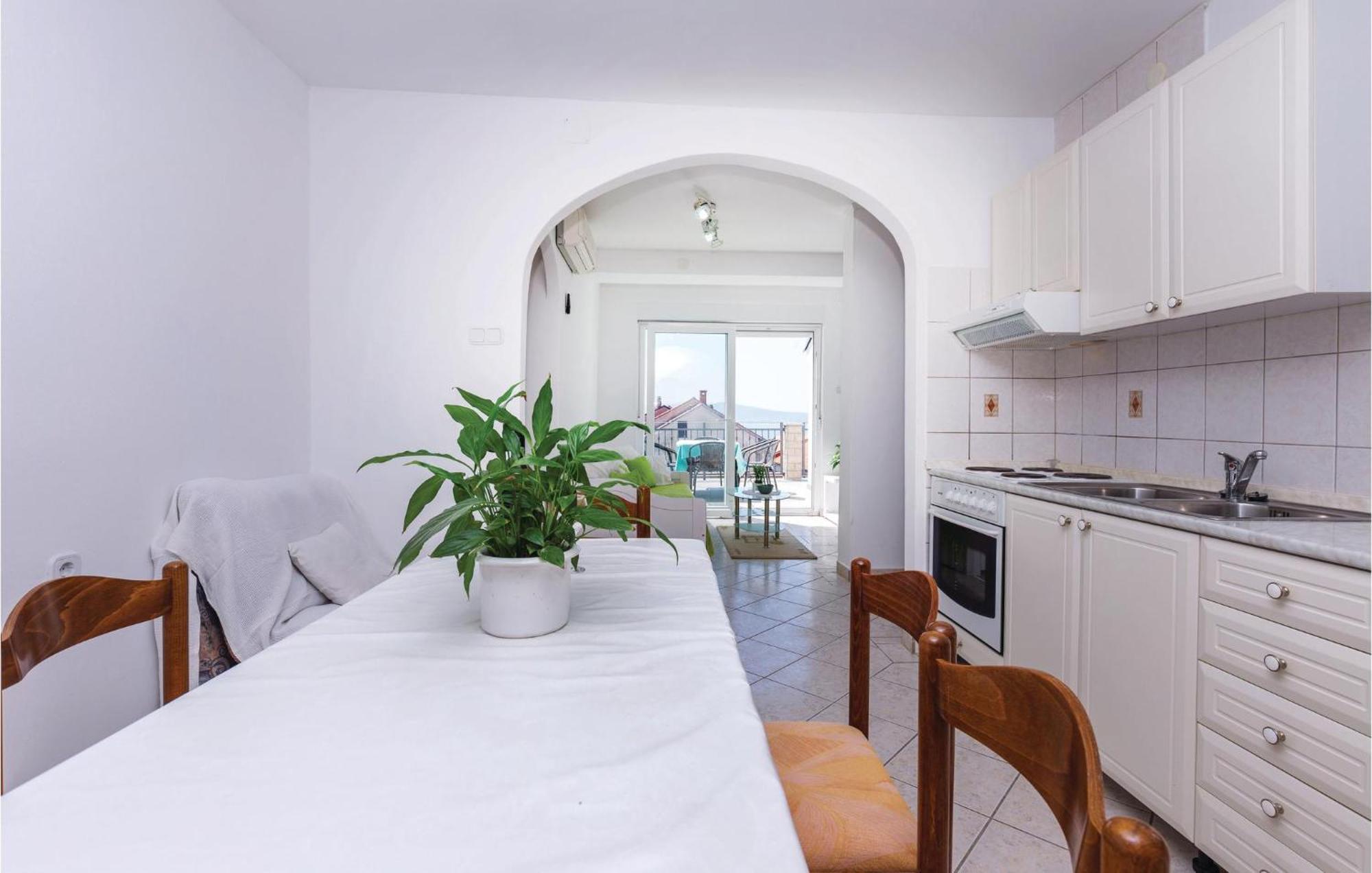 Nice Apartment In Crikvenica With Wifi المظهر الخارجي الصورة